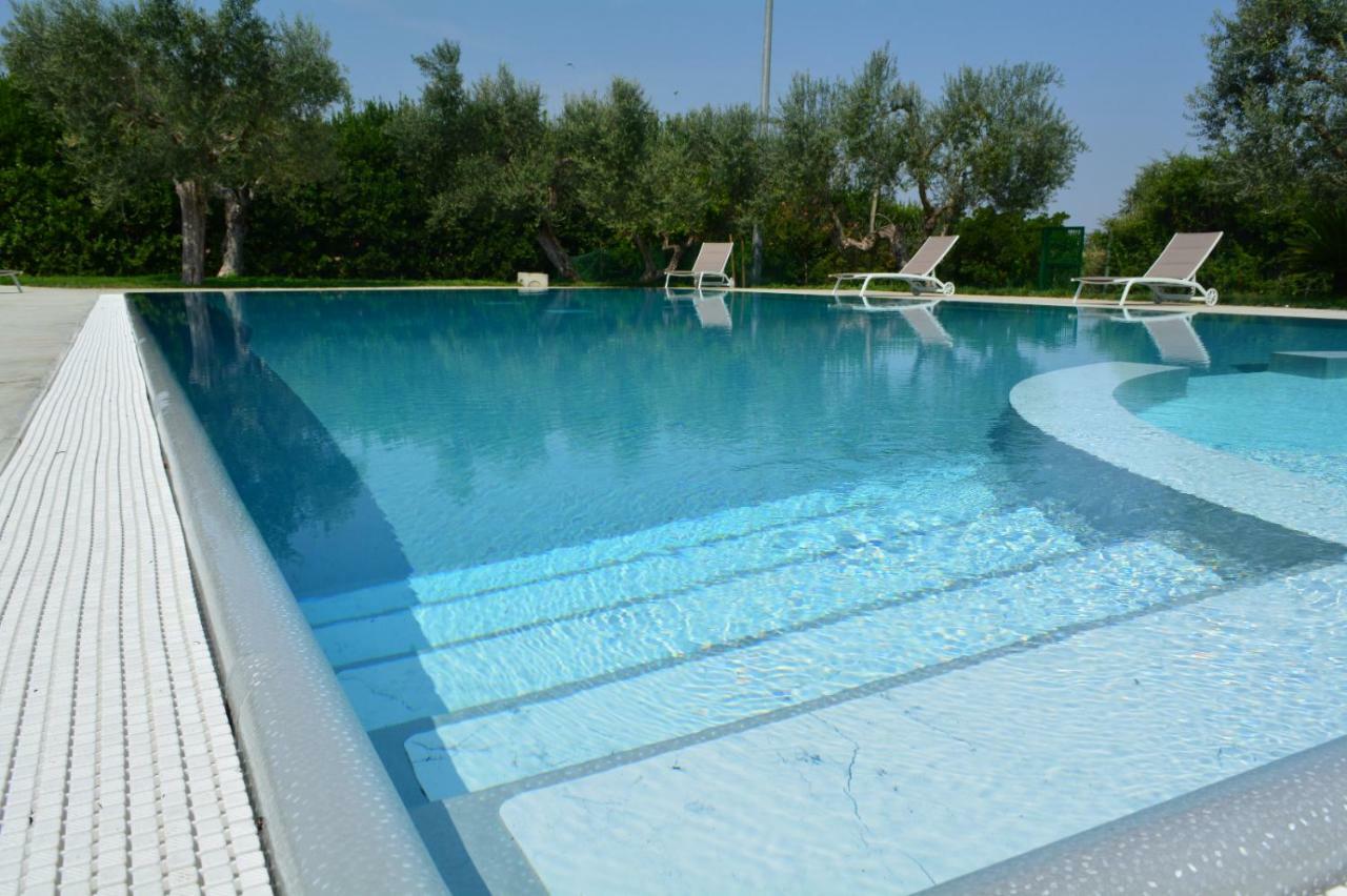 Agriturismo Tenuta Lagala Venosa Kültér fotó