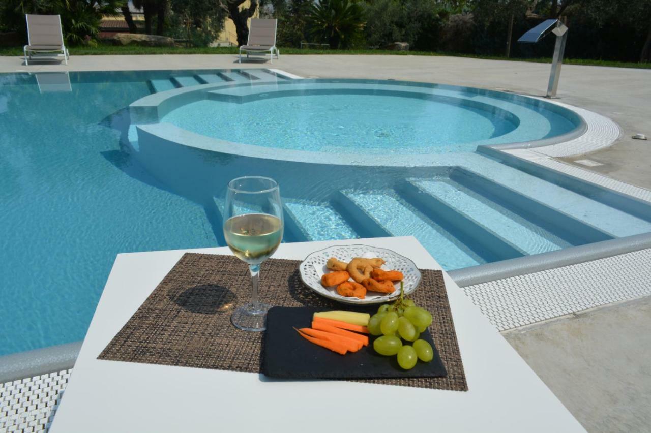 Agriturismo Tenuta Lagala Venosa Kültér fotó